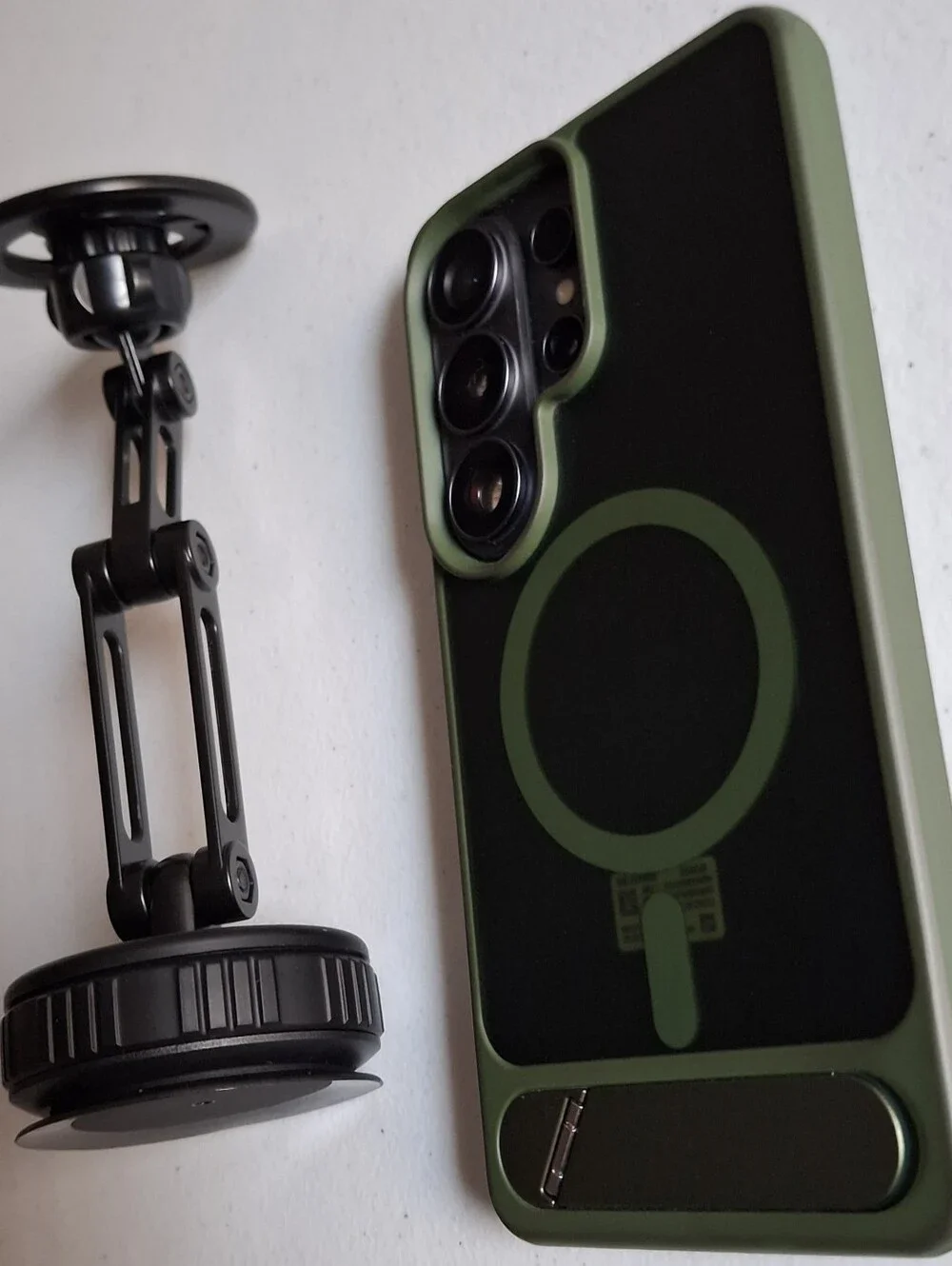 Adjustable and Rotating 360 Magnetic Suction Phone Mount